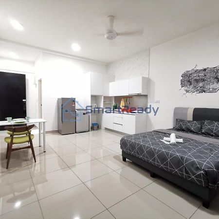 جوهر بهرو Twin Galaxy Suites By Sr Home المظهر الخارجي الصورة