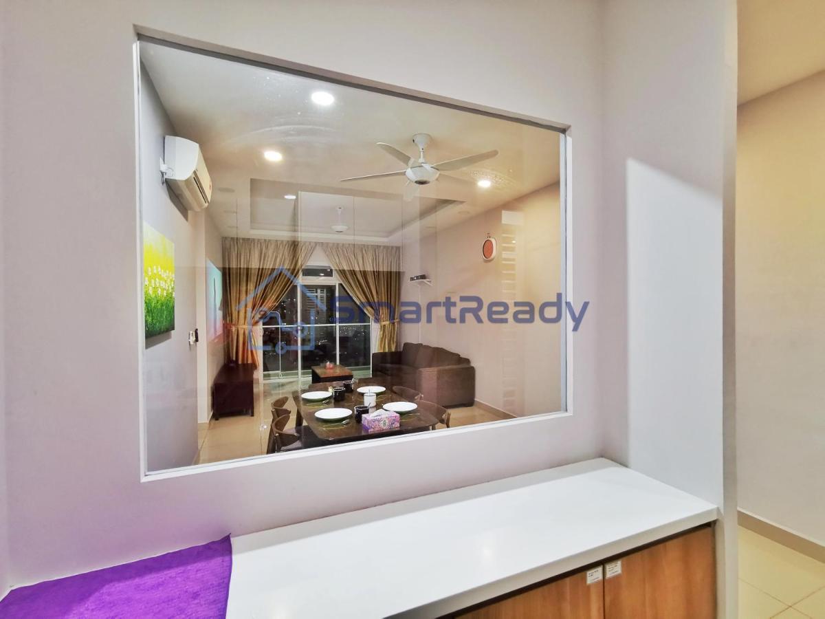 جوهر بهرو Twin Galaxy Suites By Sr Home المظهر الخارجي الصورة